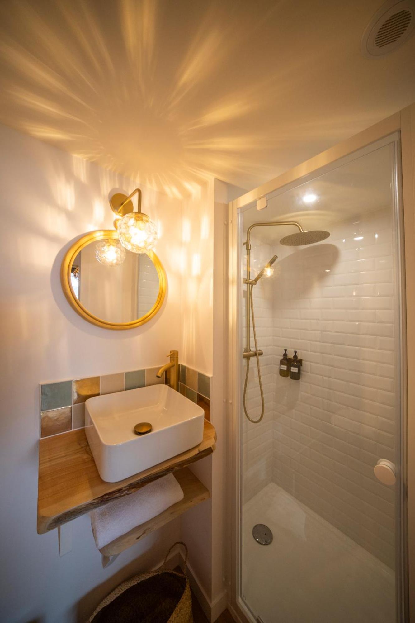 Appart'Hotel & Spa "Les Voiles" Le Batz Carnac Dış mekan fotoğraf